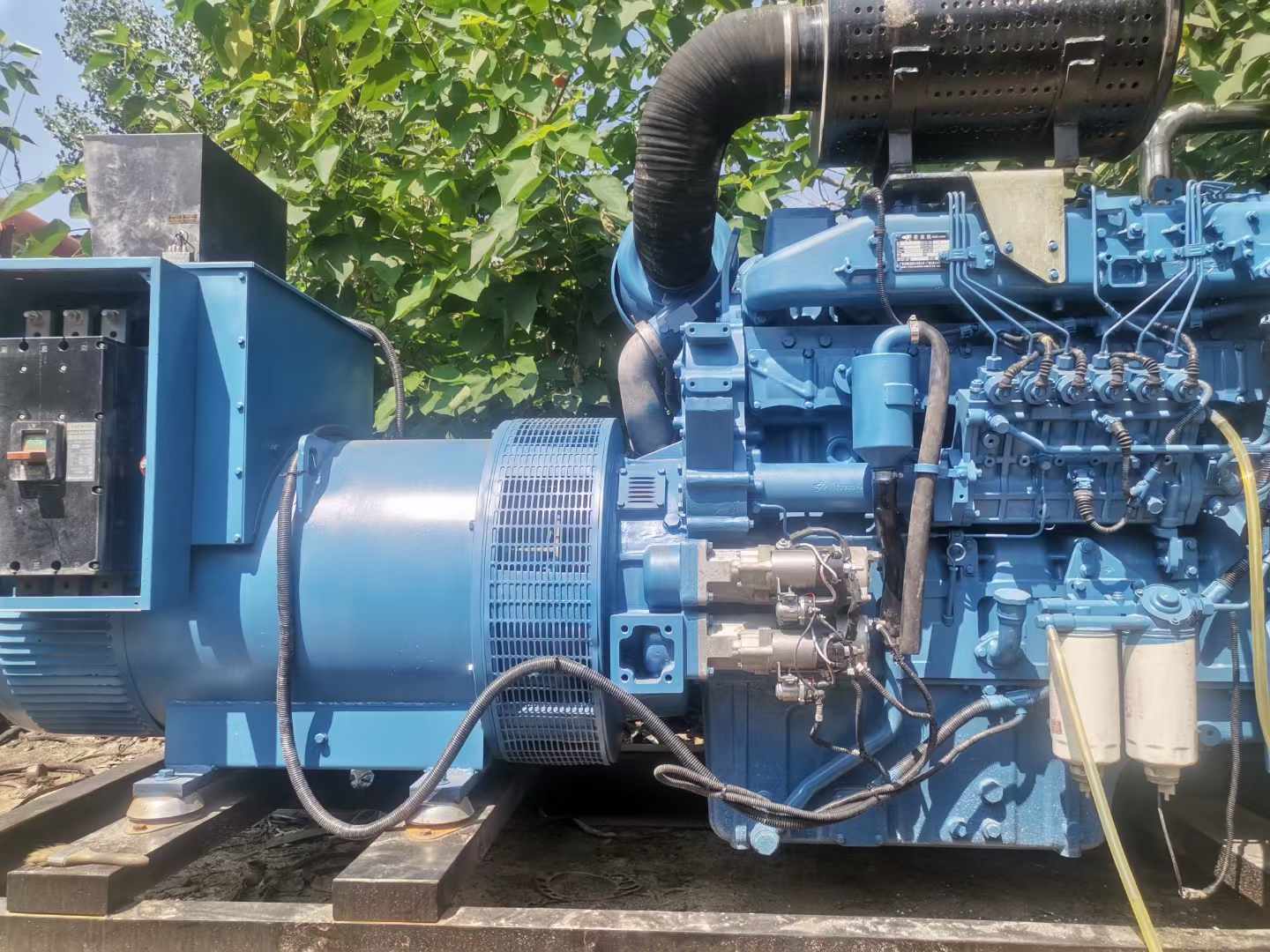 达孜详细说明降低 800kW 柴油发电机输出电流波动的方法