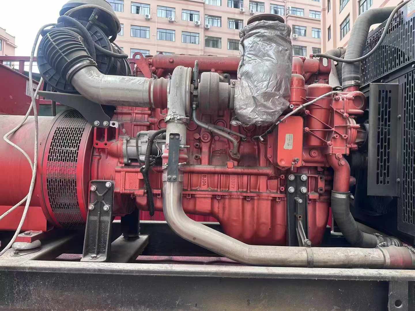 达孜如何选择适合 600kW 柴油发电机组的过载保护器？